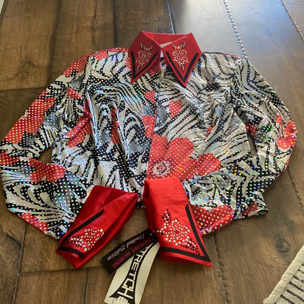 NWT Hobby Horse Show Top